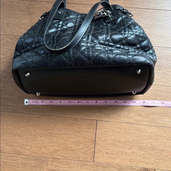Black Dior cannage tote bag - Picture 6 of 7